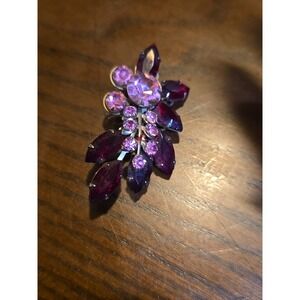 Vintage Pink Fuchsia Purple Rhinestone Brooch